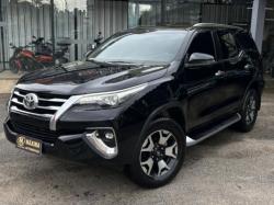 TOYOTA Hilux SW4 2.8 16V 4P SRX 4X4 7 LUGARES TURBO DIESEL AUTOMTICO