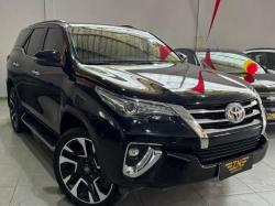 TOYOTA Hilux SW4 2.8 4P SRX 4X4 DIAMOND 7 LUGARES TURBO DIESEL AUTOMTICO