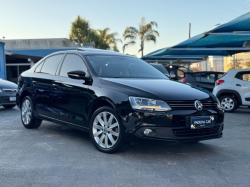 VOLKSWAGEN Jetta 2.0 4P FLEX CONFORTLINE TIPTRONIC AUTOMTICO