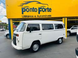 VOLKSWAGEN Kombi 1.4 FLEX STD 9 LUGARES