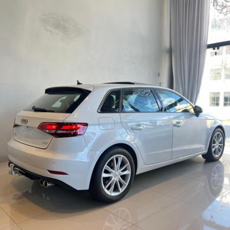 AUDI A3 1.4 16V 4P TFSI SPORTBACK AMBIENTE S-TRONIC AUTOM�TICO, Foto 15