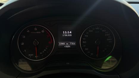AUDI A3 1.4 16V 4P TFSI ATTRACTION S-TRONIC AUTOM�TICO, Foto 5