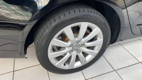 AUDI A4 2.0 16V 4P TFSI AUTOM�TICO, Foto 17