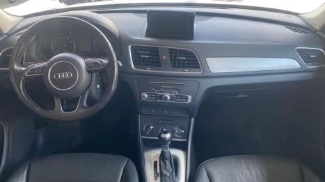 AUDI Q3 1.4 4P TFSI AMBIENTE S-TRONIC AUTOM�TICO, Foto 4