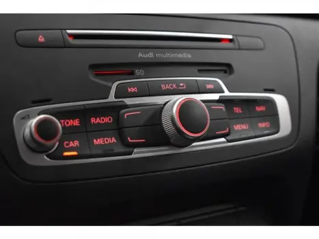AUDI Q3 2.0 4P TFSI AMBIENTE QUATTRO S-TRONIC AUTOMTICO, Foto 15