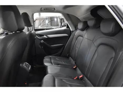 AUDI Q3 2.0 4P TFSI AMBIENTE QUATTRO S-TRONIC AUTOMTICO, Foto 20