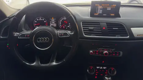 AUDI Q3 2.0 4P TFSI AMBITION QUATTRO S-TRONIC AUTOM�TICO, Foto 11