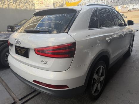 AUDI Q3 2.0 4P TFSI AMBIENTE QUATTRO S-TRONIC AUTOM�TICO, Foto 5