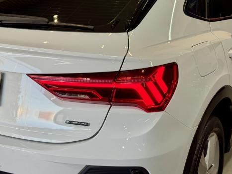 AUDI Q3 2.0 4P TFSI AMBITION QUATTRO S-TRONIC AUTOM�TICO, Foto 20