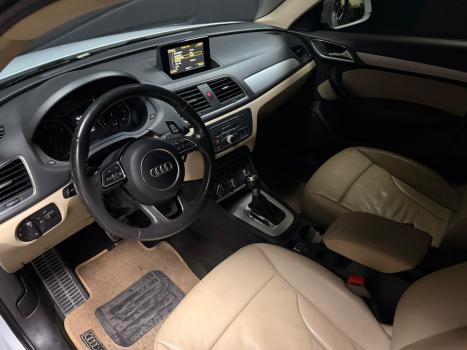 AUDI Q3 2.0 4P TFSI ATTRACTION QUATTRO S-TRONIC AUTOM�TICO, Foto 11