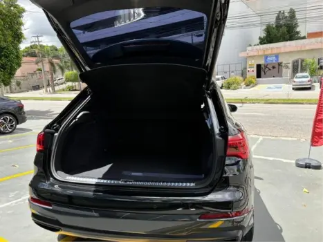 AUDI Q3 , Foto 13