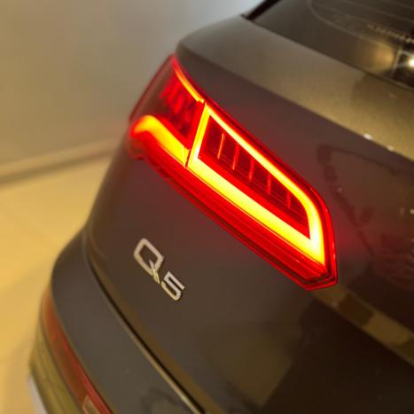 AUDI Q5 2.0 16V 4P TFSI PRESTIGE PLUS S-TRONIC AUTOM�TICO, Foto 5