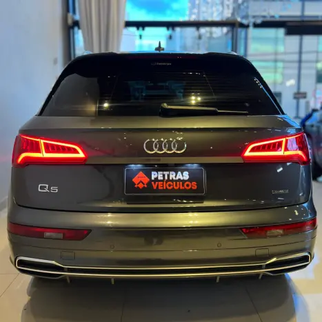 AUDI Q5 2.0 16V 4P TFSI PRESTIGE PLUS S-TRONIC AUTOM�TICO, Foto 19