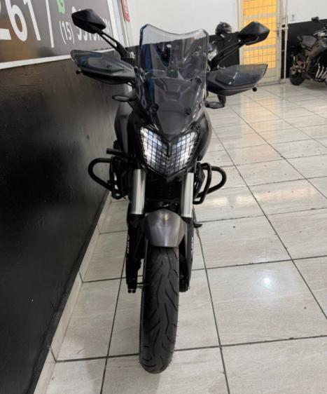 BAJAJ Dominar 400 , Foto 7