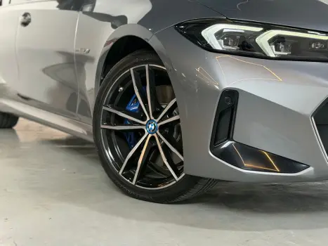 BMW 330E 2.0 16V 4P M SPORT H�BRIDO TURBO AUTOM�TICO, Foto 2