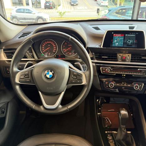 BMW X1 2.0 16V 4P SDRIVE 20I ACTIVEFLEX TURBO AUTOMÁTICO, Foto 11 BMW X1 2.0 16V 4P SDRIVE 20I ACTIVEFLEX TURBO AUTOMÁTICO, Foto 11