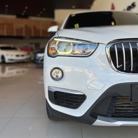 BMW X1 2.0 16V 4P SDRIVE 20I ACTIVEFLEX TURBO AUTOM�TICO, Foto 4