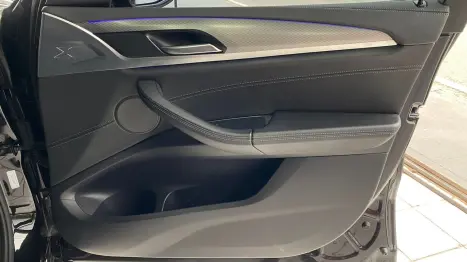 BMW X4 2.0 16V 4P 28I X LINE 4X4 TURBO AUTOMÁTICO, Foto 16 BMW X4 2.0 16V 4P 28I X LINE 4X4 TURBO AUTOMÁTICO, Foto 16