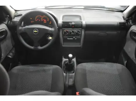 CHEVROLET Classic Sedan 1.0 4P VHCE FLEX LS, Foto 4