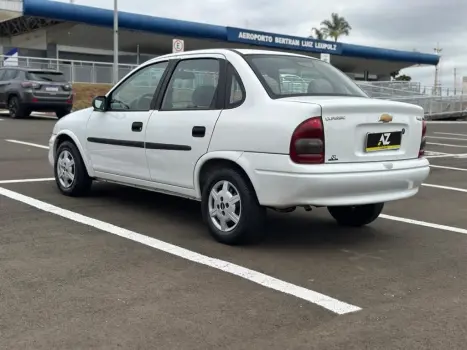 CHEVROLET Classic Sedan 1.0 4P, Foto 4