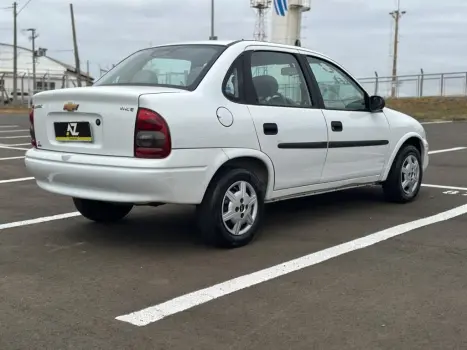 CHEVROLET Classic Sedan 1.0 4P, Foto 6