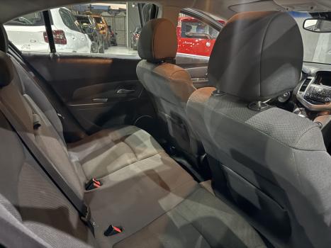 CHEVROLET Cruze Sedan 1.8 16V 4P LT ECOTEC FLEX, Foto 9 CHEVROLET Cruze Sedan 1.8 16V 4P LT ECOTEC FLEX, Foto 9