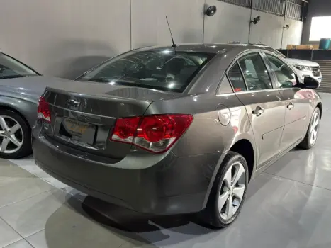 CHEVROLET Cruze Sedan 1.8 16V 4P LT ECOTEC FLEX AUTOM�TICO, Foto 4
