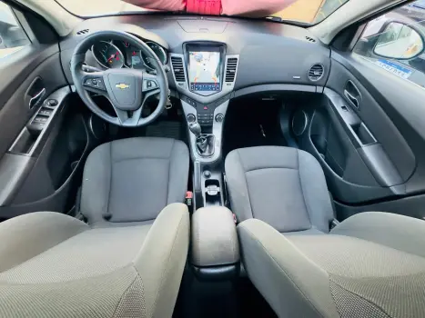 CHEVROLET Cruze Sedan 1.8 16V 4P LT ECOTEC FLEX, Foto 9