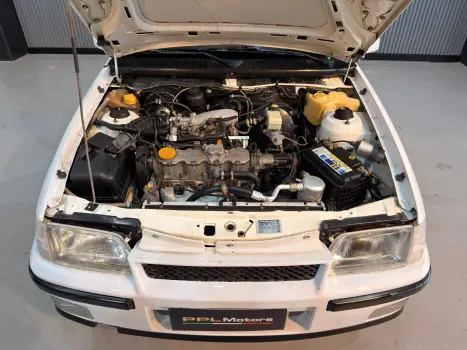 CHEVROLET Kadett 2.0 GSI, Foto 13