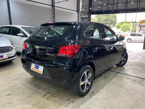 CHEVROLET Onix Hatch 1.4 4P FLEX LTZ, Foto 3 CHEVROLET Onix Hatch 1.4 4P FLEX LTZ, Foto 3