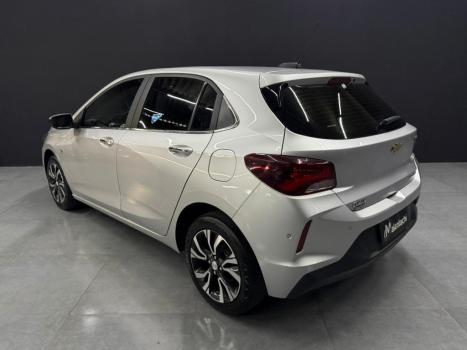 CHEVROLET Onix Hatch 1.0 12V 4P FLEX PREMIER TURBO AUTOMTICO, Foto 3