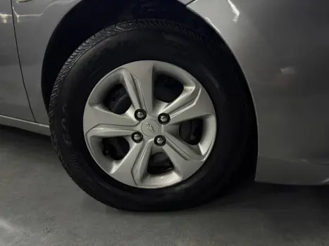 CHEVROLET Onix Hatch 1.0 12V 4P FLEX, Foto 2 CHEVROLET Onix Hatch 1.0 12V 4P FLEX, Foto 2