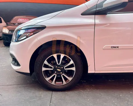 CHEVROLET Onix Hatch 1.4 4P FLEX LTZ, Foto 7