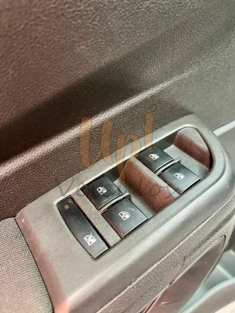 CHEVROLET Onix Hatch 1.4 4P FLEX LTZ, Foto 8