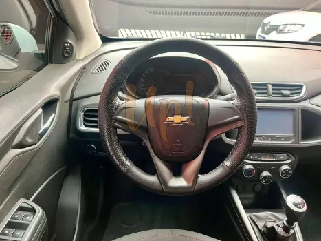 CHEVROLET Onix Hatch 1.4 4P FLEX LTZ, Foto 14