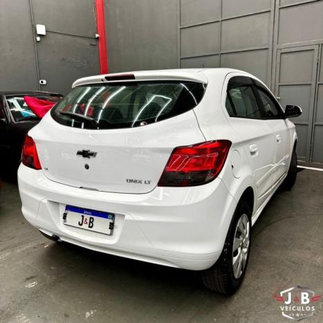 CHEVROLET Onix Hatch 1.4 4P FLEX LT, Foto 10