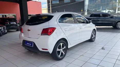 CHEVROLET Onix Hatch 1.4 4P FLEX LTZ AUTOMTICO, Foto 8