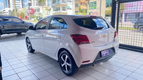 CHEVROLET Onix Hatch 1.4 4P FLEX LTZ AUTOMTICO, Foto 9