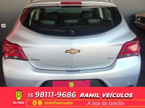 CHEVROLET Onix Hatch 1.4 4P FLEX LTZ AUTOMTICO, Foto 5