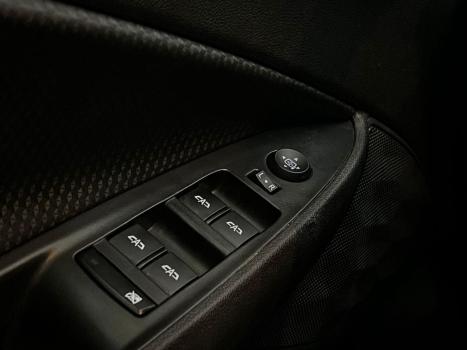 CHEVROLET Onix Hatch , Foto 7