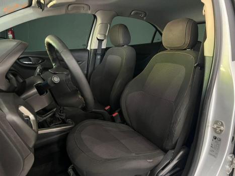 CHEVROLET Onix Hatch , Foto 8