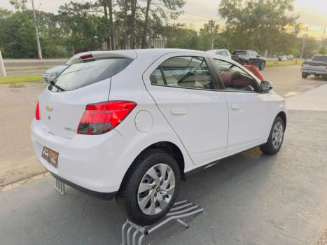 CHEVROLET Onix Hatch 1.4 4P FLEX LT, Foto 6