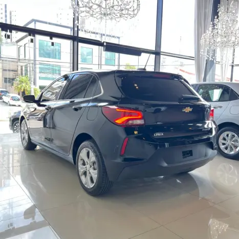 CHEVROLET Onix Hatch 1.0 12V 4P FLEX PREMIER 2 TURBO AUTOMTICO, Foto 8