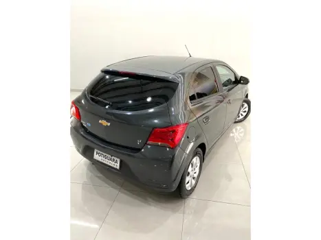 CHEVROLET Onix Hatch 1.4 4P FLEX LT, Foto 5