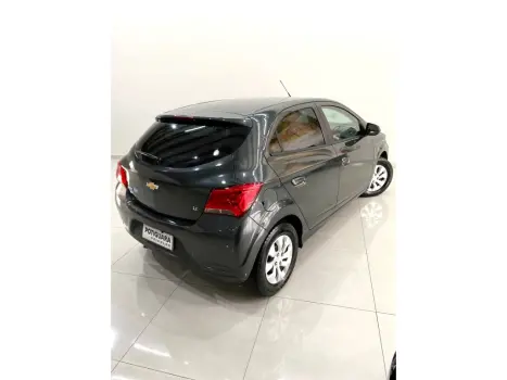 CHEVROLET Onix Hatch 1.4 4P FLEX LT, Foto 6