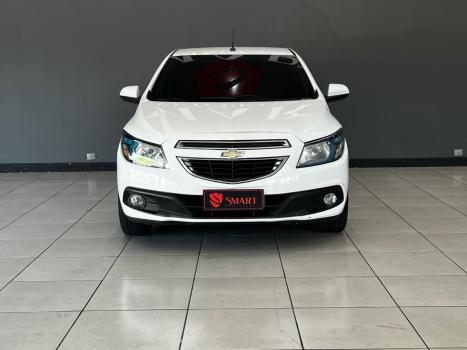 CHEVROLET Onix Hatch 1.4 4P FLEX LT, Foto 2