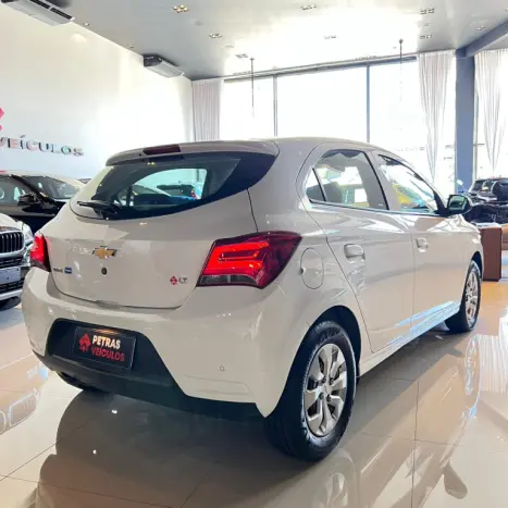 CHEVROLET Onix Hatch 1.0 12V 4P FLEX LT, Foto 10