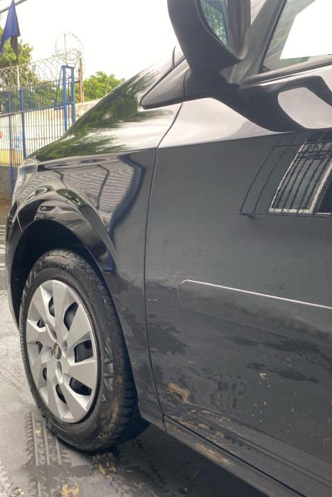 CHEVROLET Onix Hatch 1.4 4P FLEX LT, Foto 2