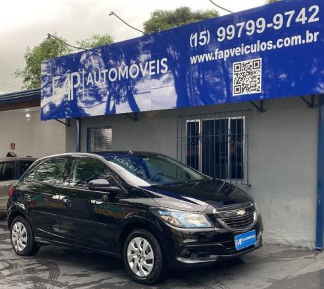 CHEVROLET Onix Hatch 1.4 4P FLEX LT, Foto 4