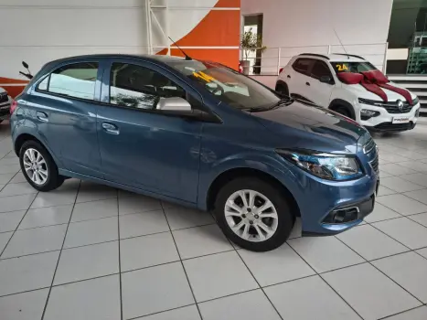 CHEVROLET Onix Hatch 1.0 4P FLEX LT LOLLAPALOOZA, Foto 4